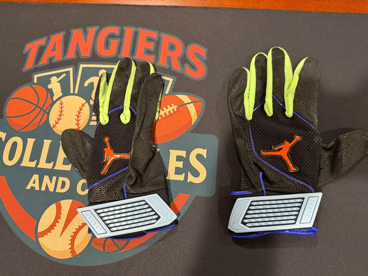 Aaron Judge 2025 MVP Season Game-Used & Dual Signed Batting Gloves (Fanatics)