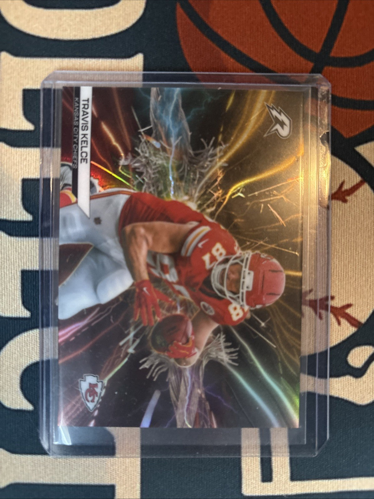Topps Travis Kelce WIRED W-16 Insert KCChiefs Football Card SSP Case Hit